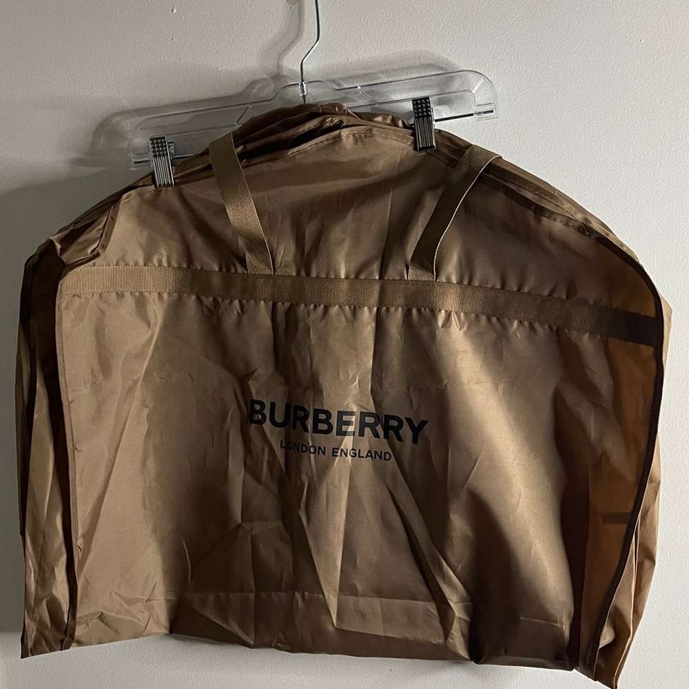 Burberry London England garment bag - Picture 7 of 7